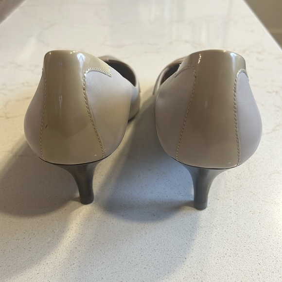 Vintage Brooks Brothers Career Heeled Pointe Shoes. - Picture 3 of 4